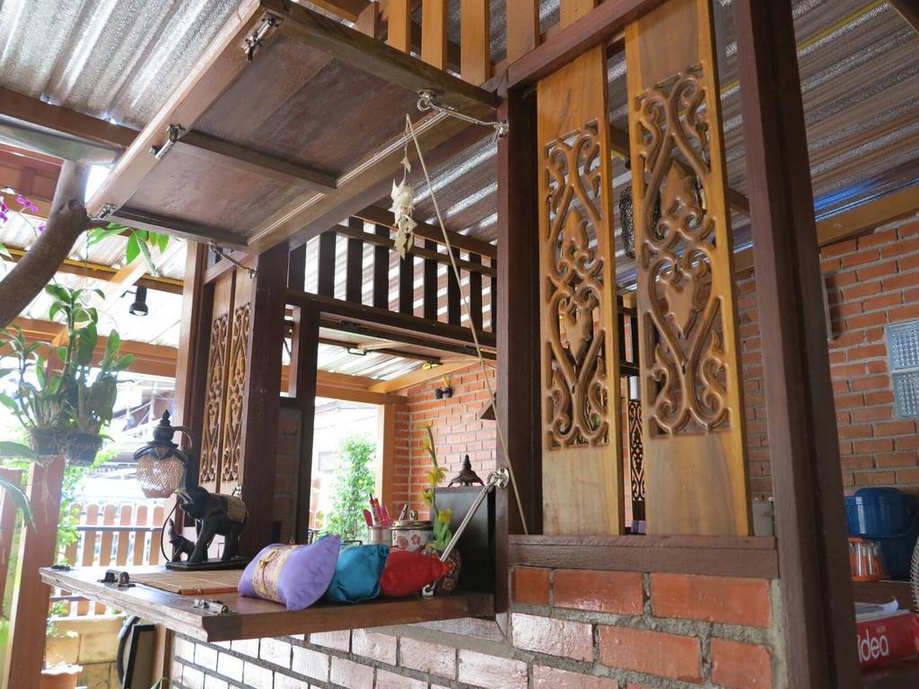 Baan Khun Ya Ayutthaya Hotel Buitenkant foto